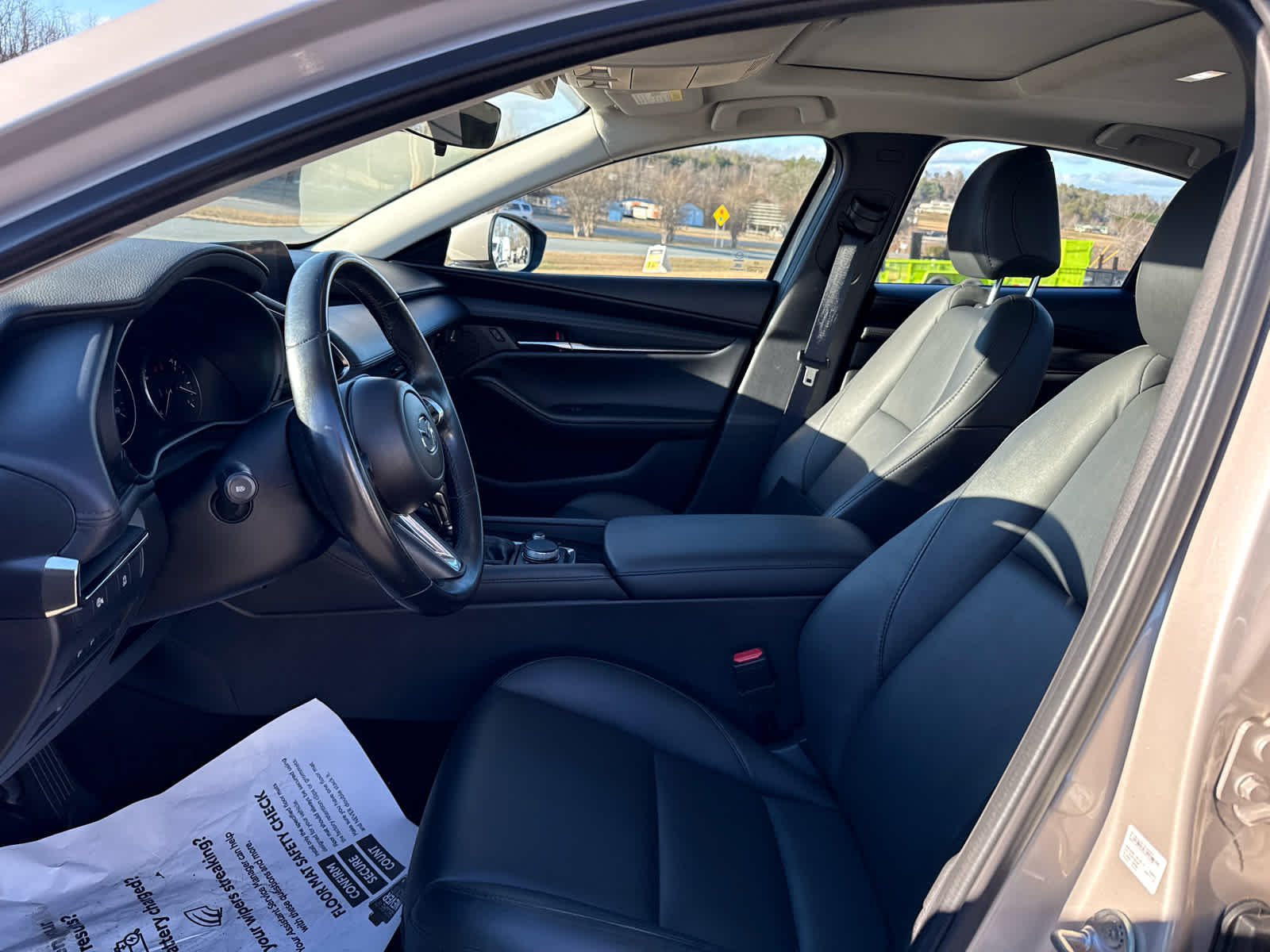 2024 Mazda MAZDA3 2.5 S Preferred