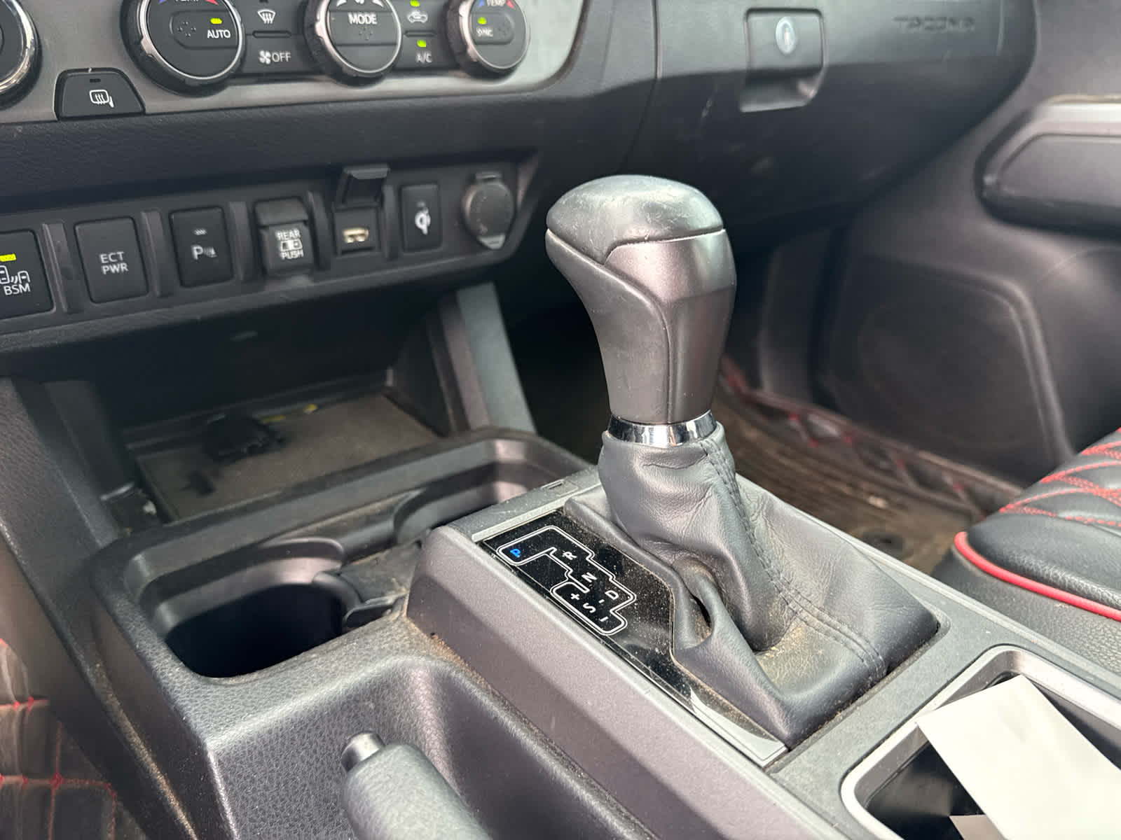 2022 Toyota Tacoma TRD Sport