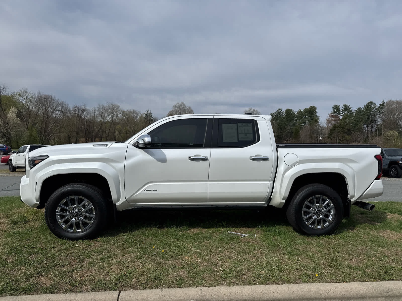 2024 Toyota Tacoma Limited Hybrid