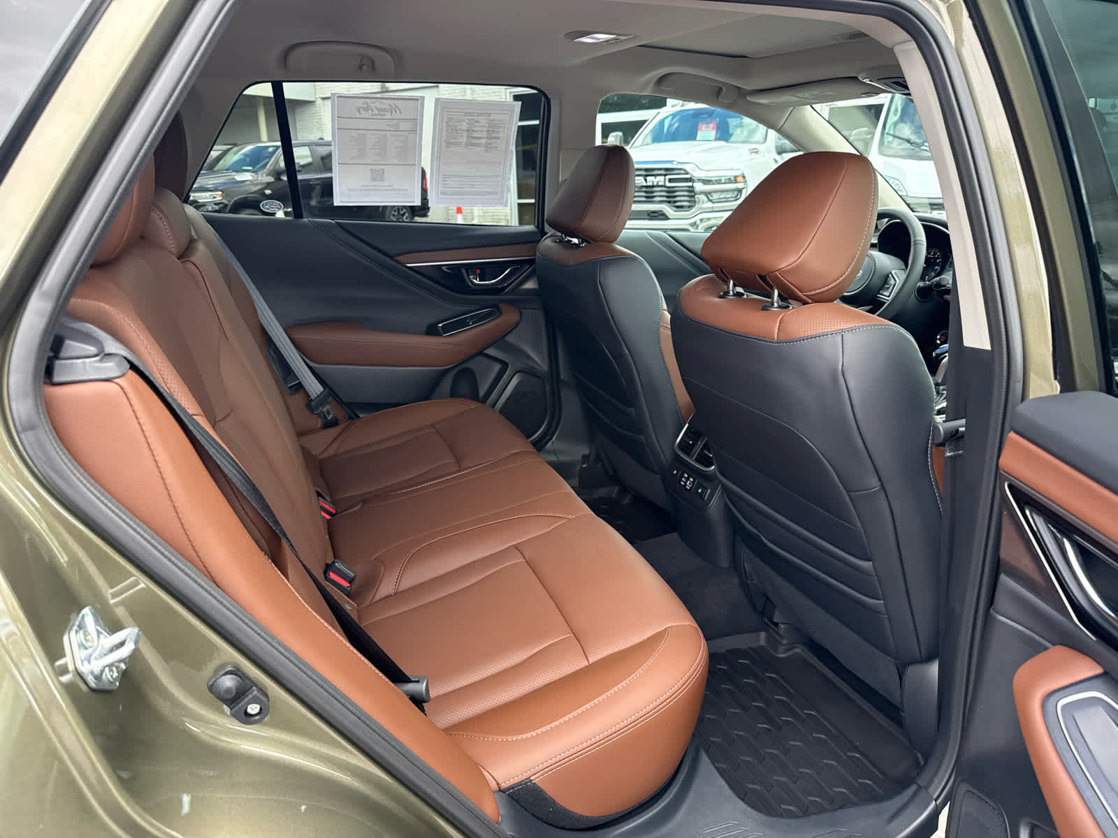 2025 Subaru Outback Touring XT
