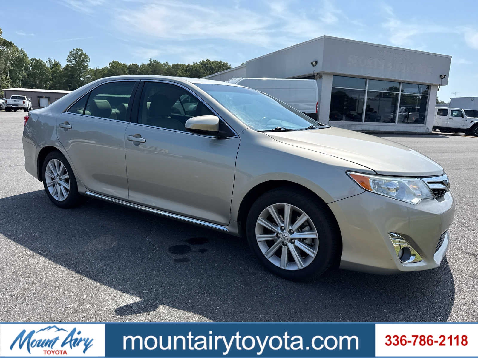 2014 Toyota Camry XLE
