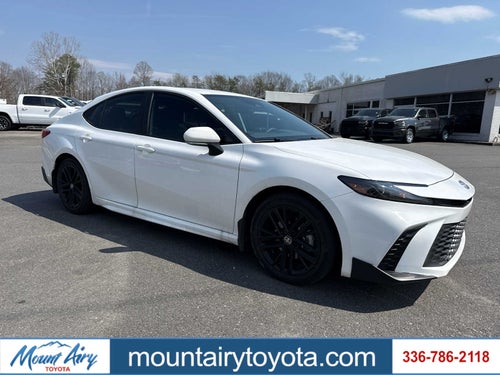 2025 Toyota Camry SE