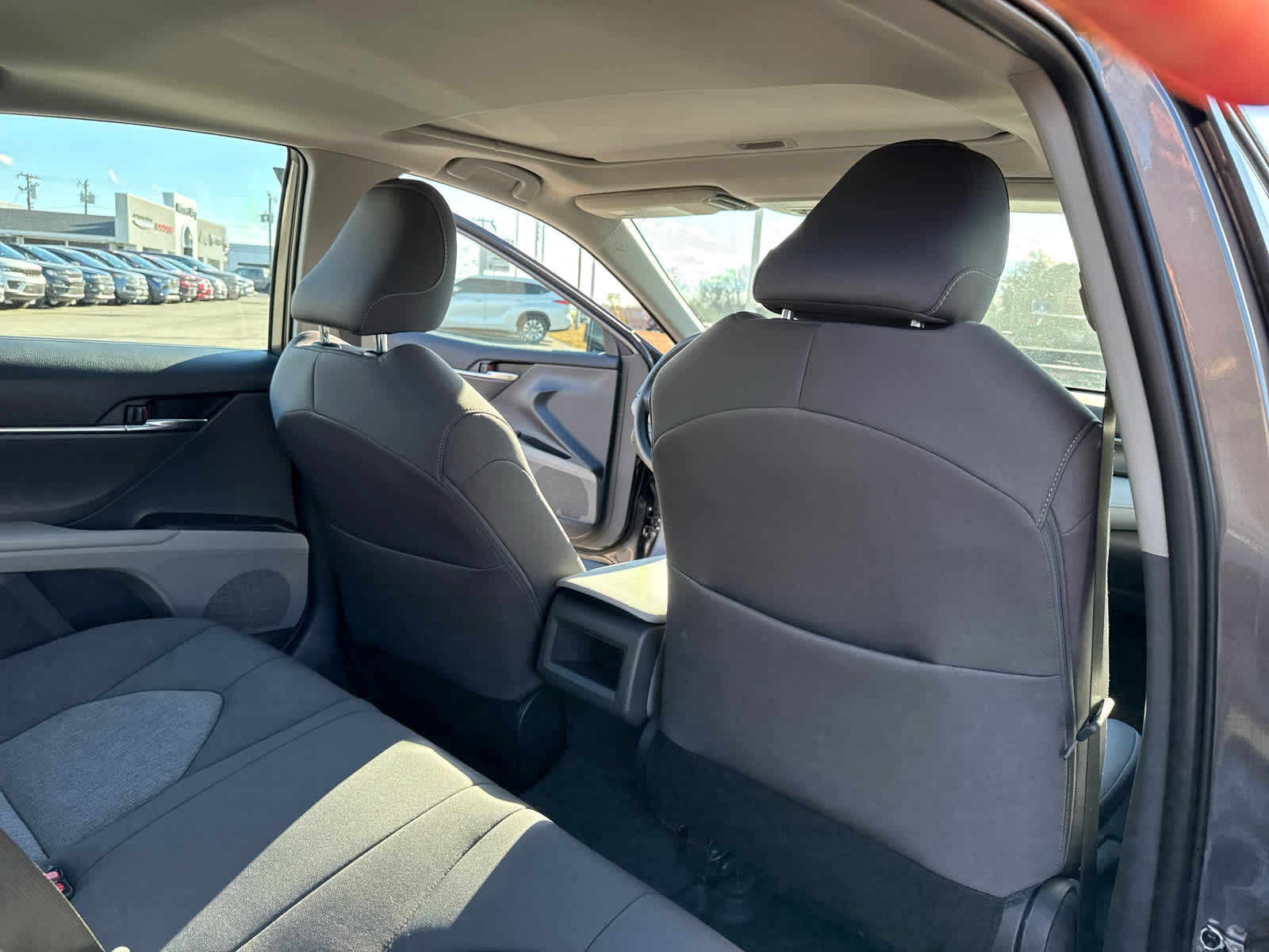 2024 Toyota Camry Hybrid LE