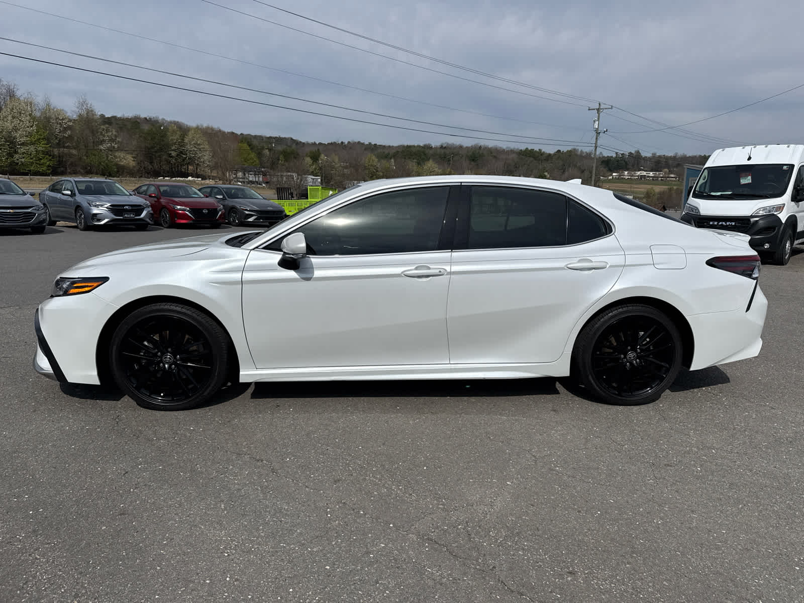 2024 Toyota Camry Hybrid XSE