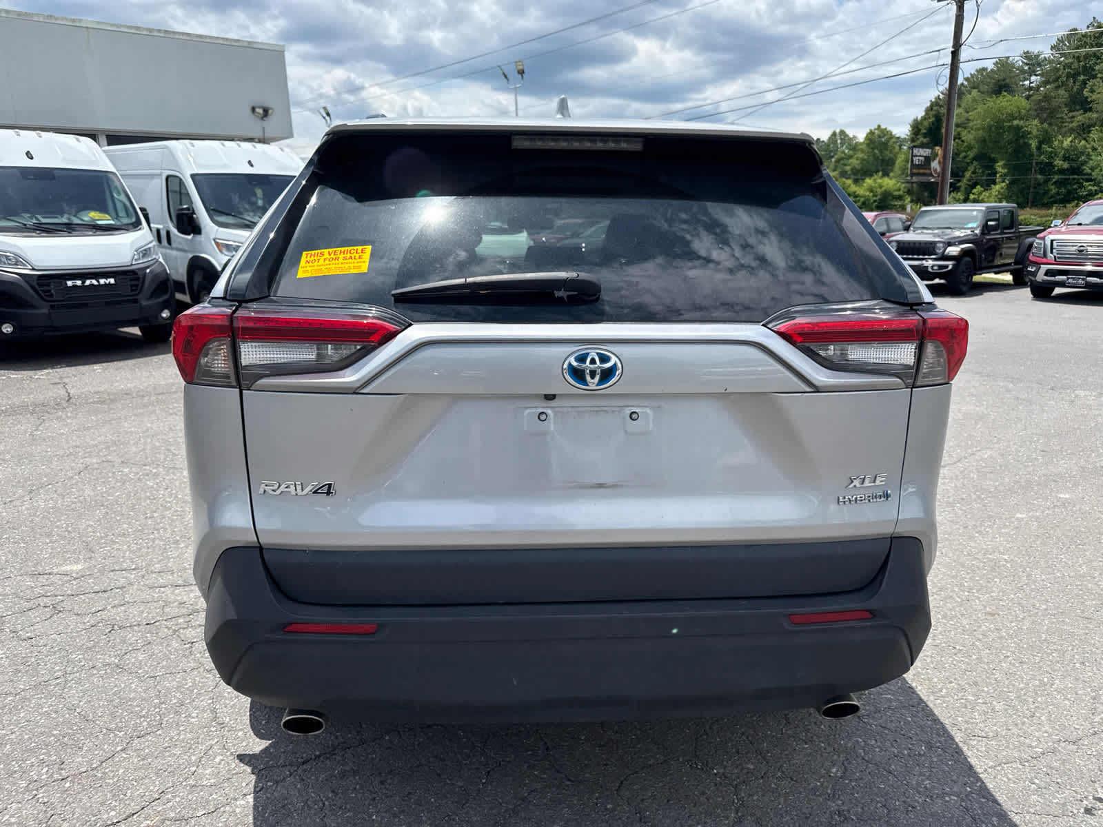 2023 Toyota RAV4 Hybrid XLE