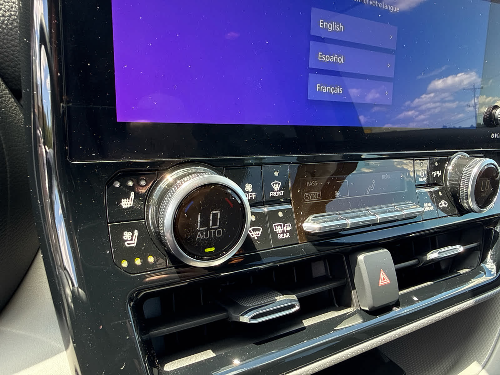 2023 Toyota Highlander Hybrid Platinum