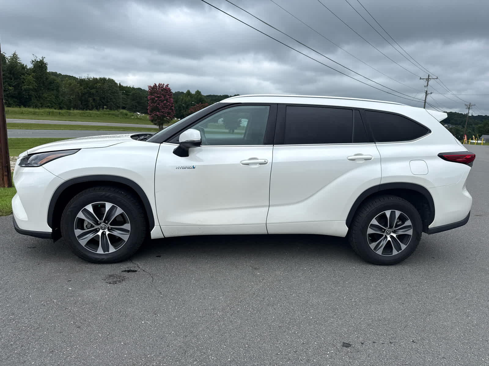 2021 Toyota Highlander Hybrid XLE