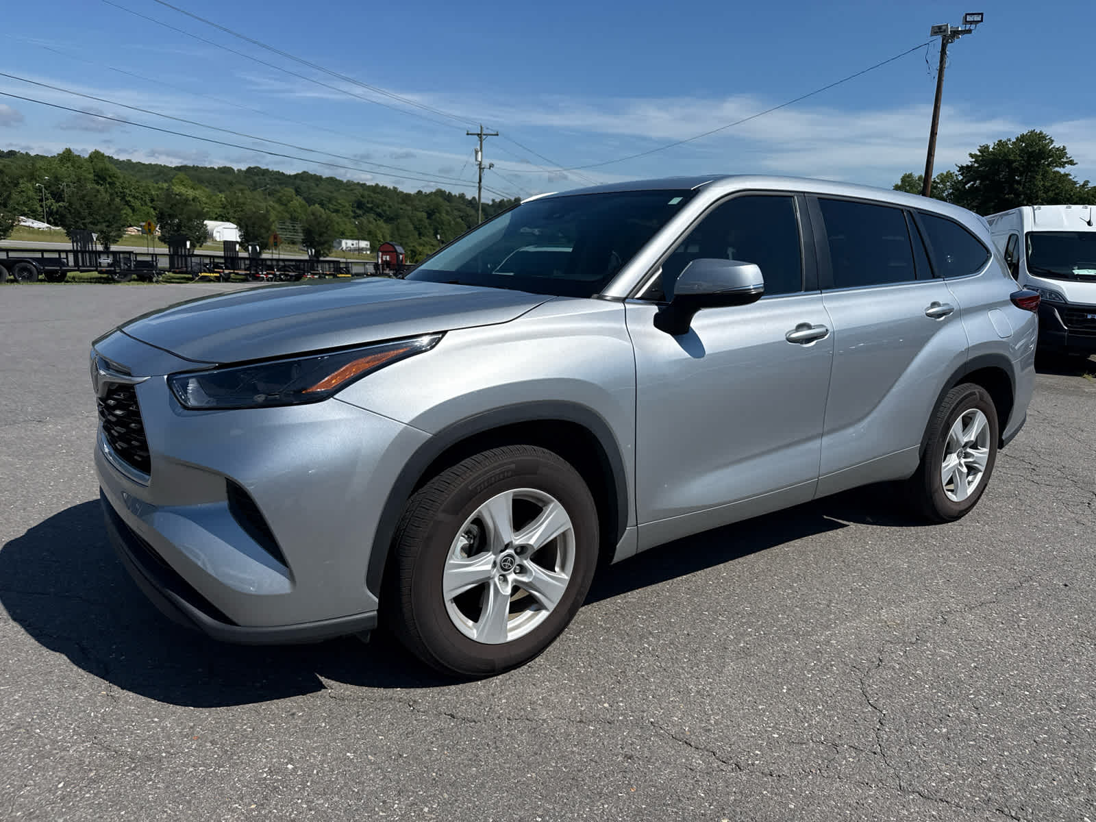 2023 Toyota Highlander L