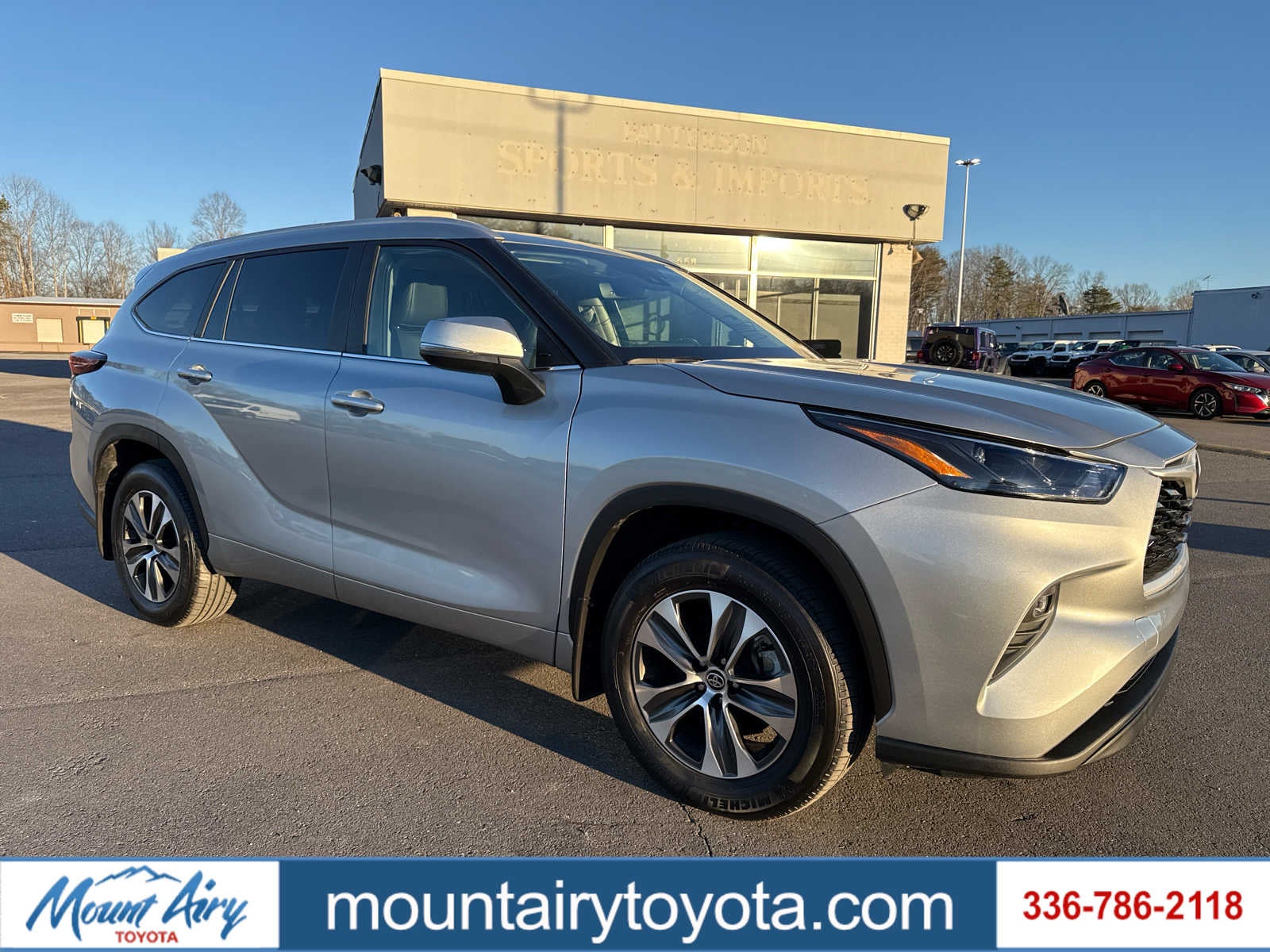 2025 Toyota Highlander XLE