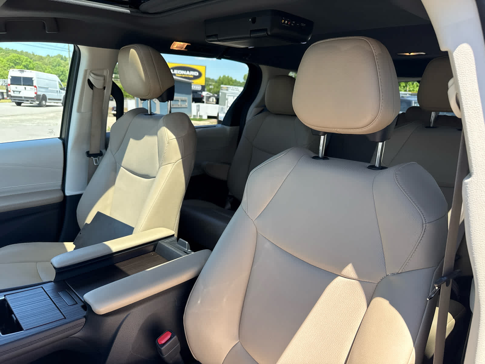 2021 Toyota Sienna XLE