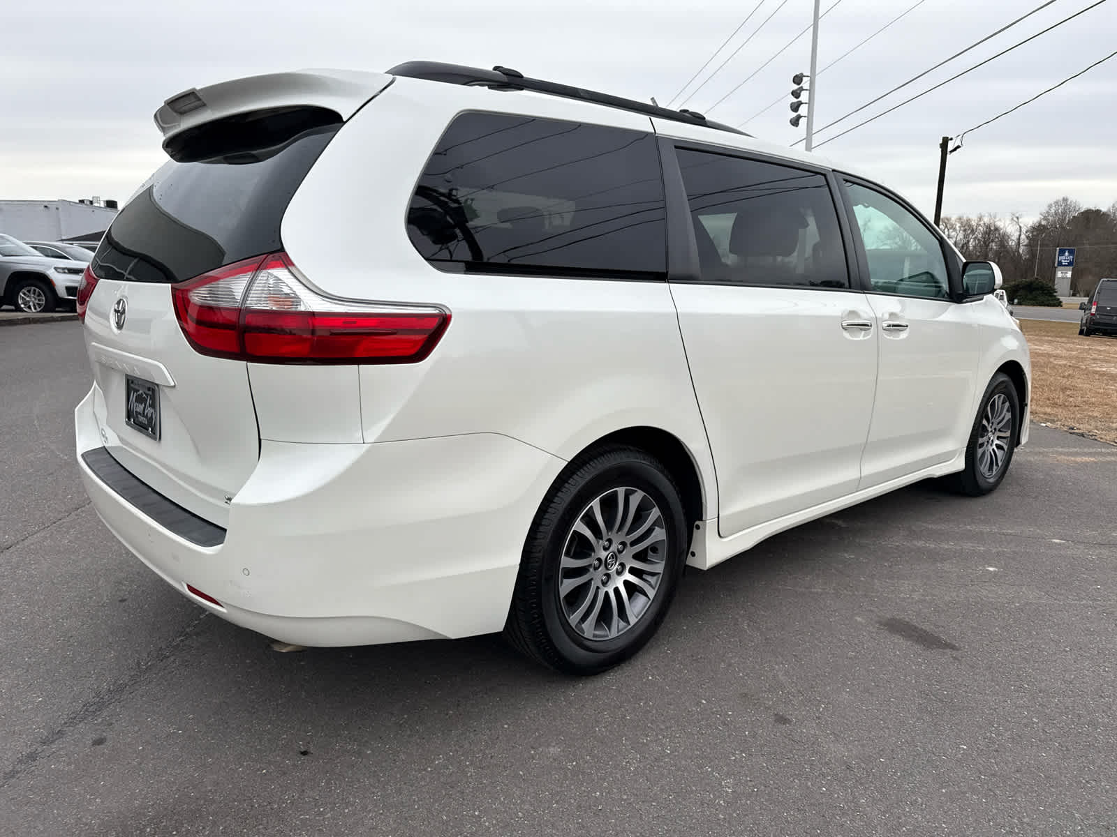2018 Toyota Sienna XLE Auto Access Seat