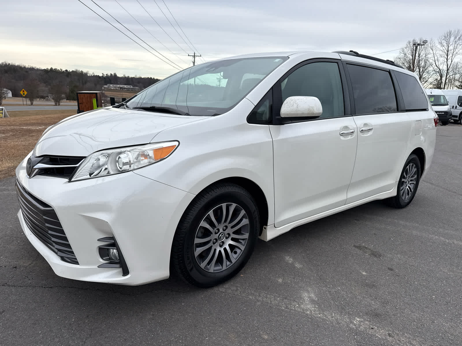 2018 Toyota Sienna XLE Auto Access Seat