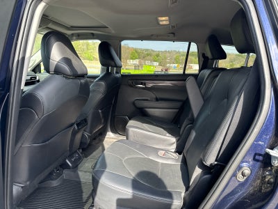 2022 Toyota Highlander Limited