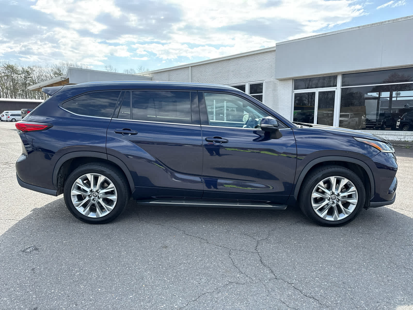 2022 Toyota Highlander Limited