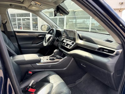 2022 Toyota Highlander Limited