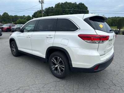 2019 Toyota Highlander LE