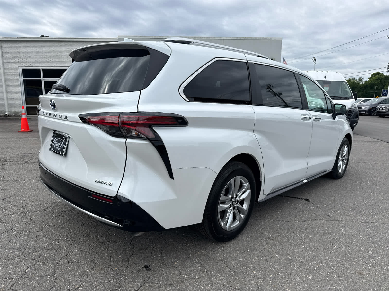 2025 Toyota Sienna Limited