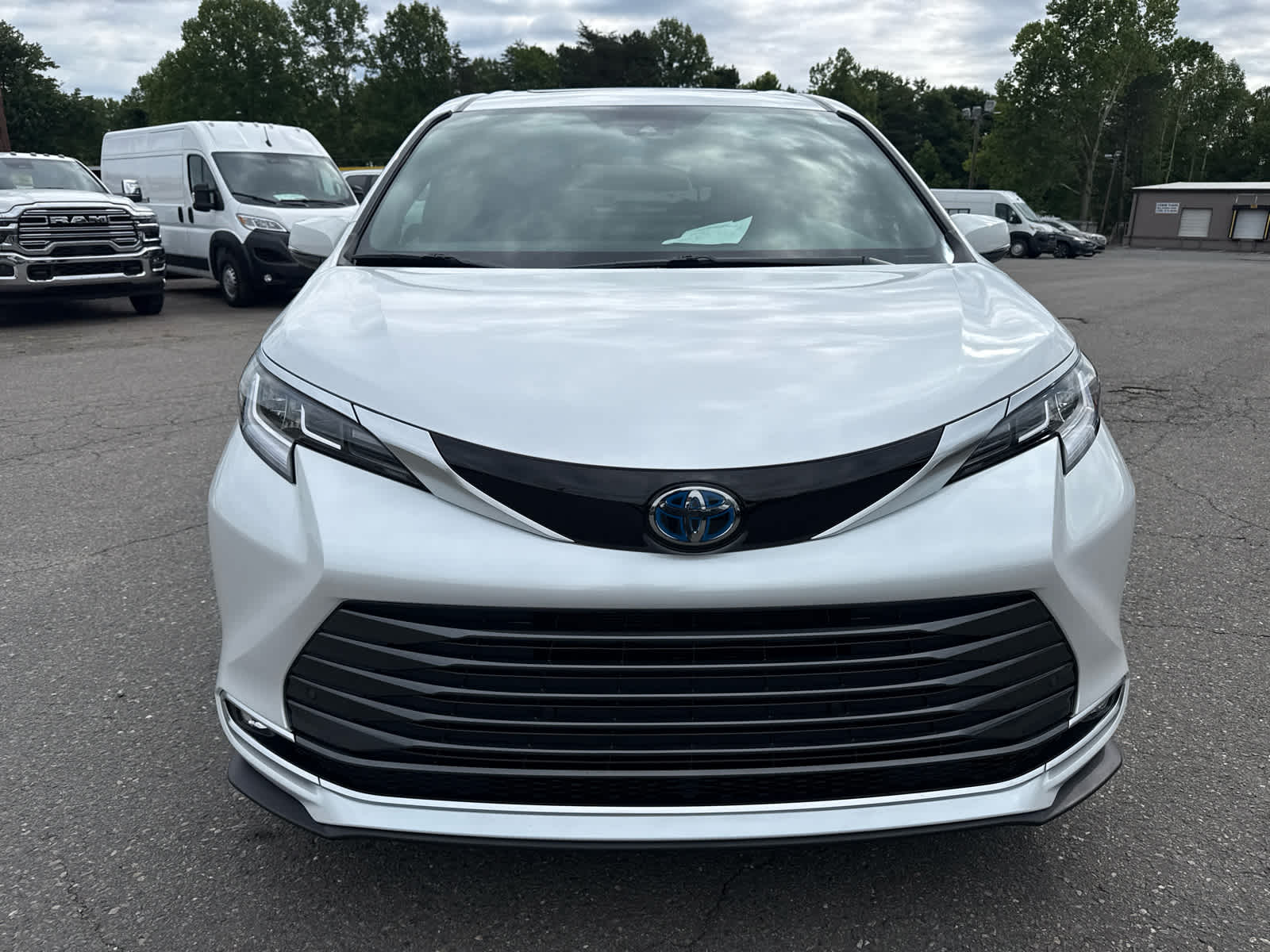 2025 Toyota Sienna Limited