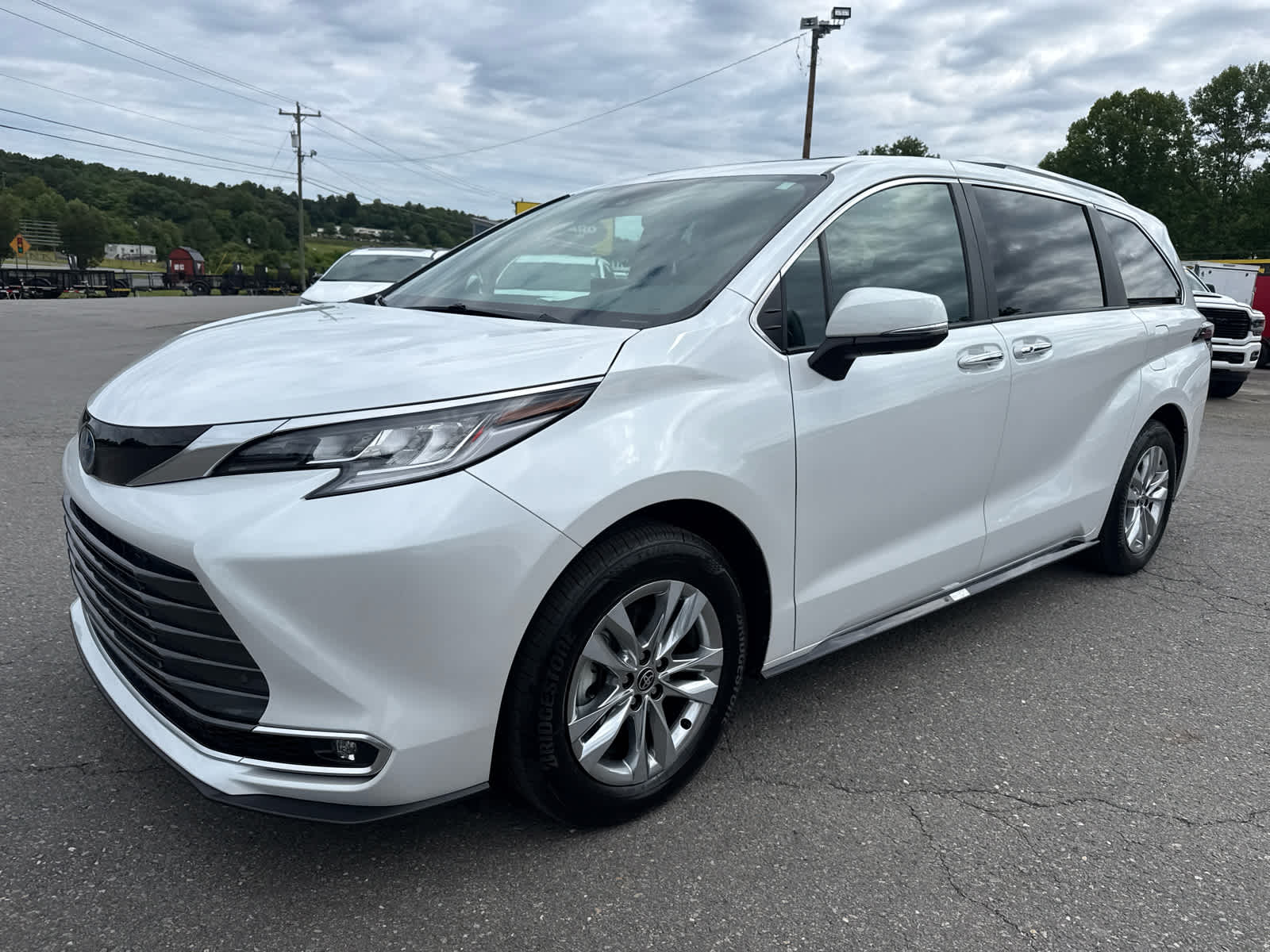 2025 Toyota Sienna Limited