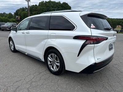 2025 Toyota Sienna Limited