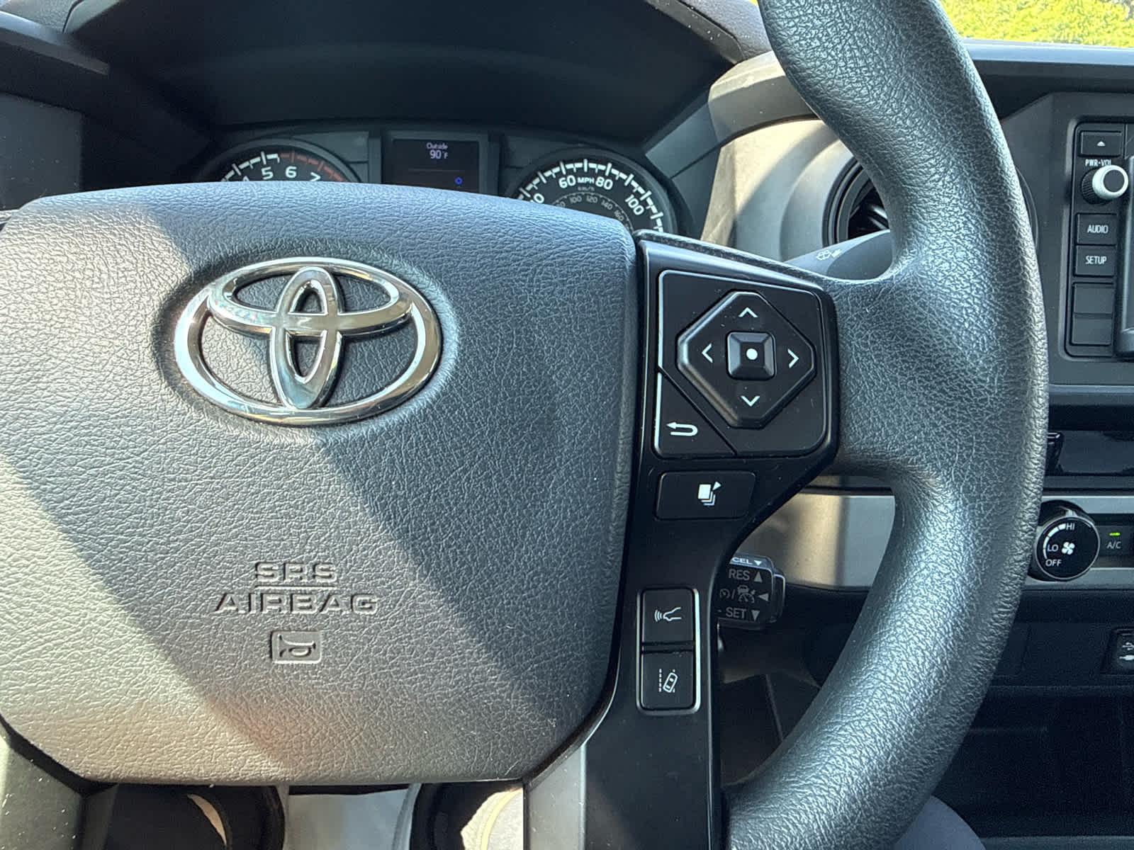 2018 Toyota Tacoma SR