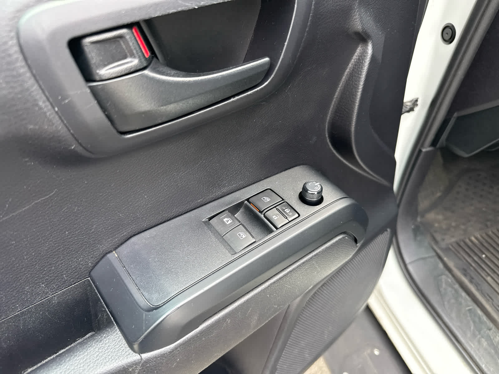 2020 Toyota Tacoma SR