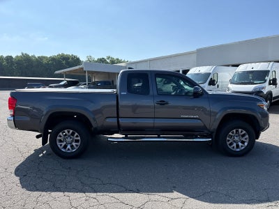 2017 Toyota Tacoma SR5