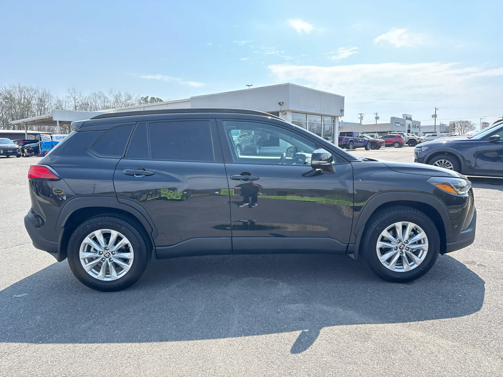 2024 Toyota Corolla Cross LE