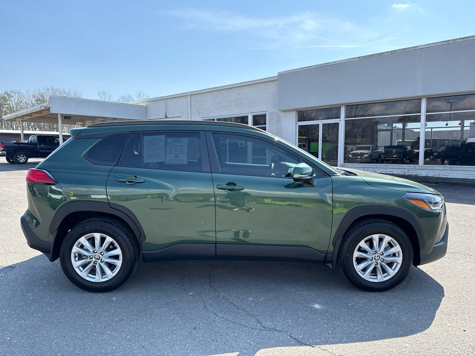 2024 Toyota Corolla Cross LE