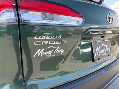 2024 Toyota Corolla Cross LE