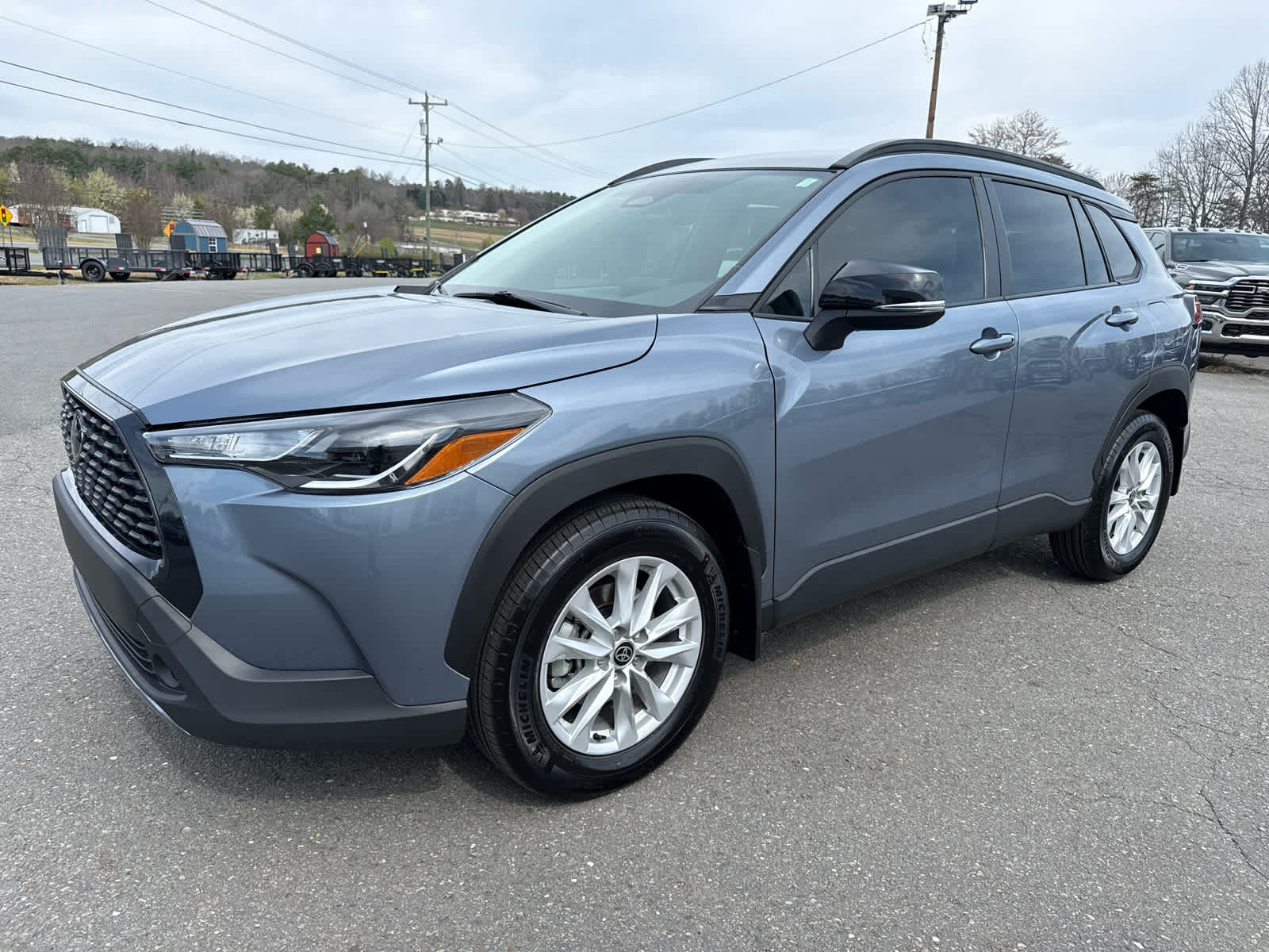 2025 Toyota Corolla Cross LE