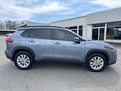 2025 Toyota Corolla Cross LE