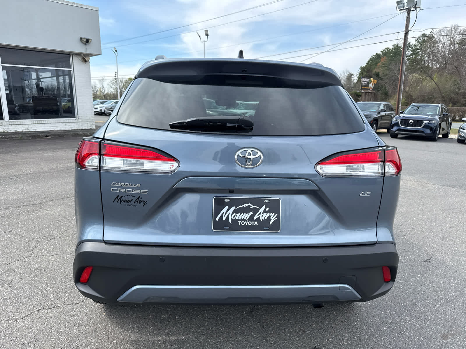 2025 Toyota Corolla Cross LE