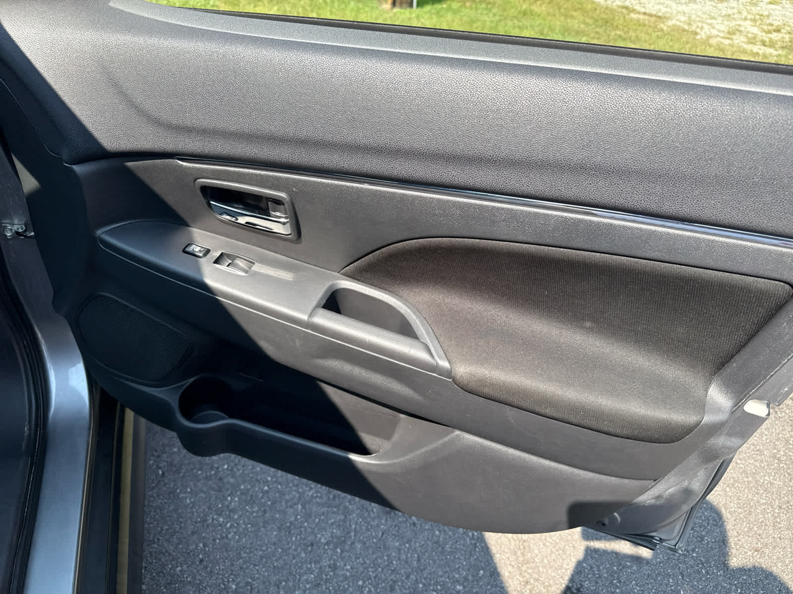 2024 Mitsubishi Outlander Sport ES