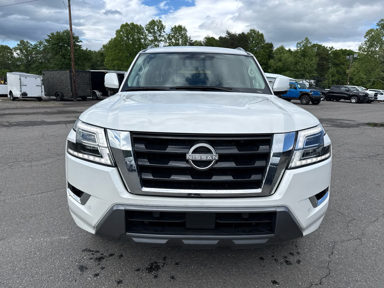 2024 Nissan Armada SV