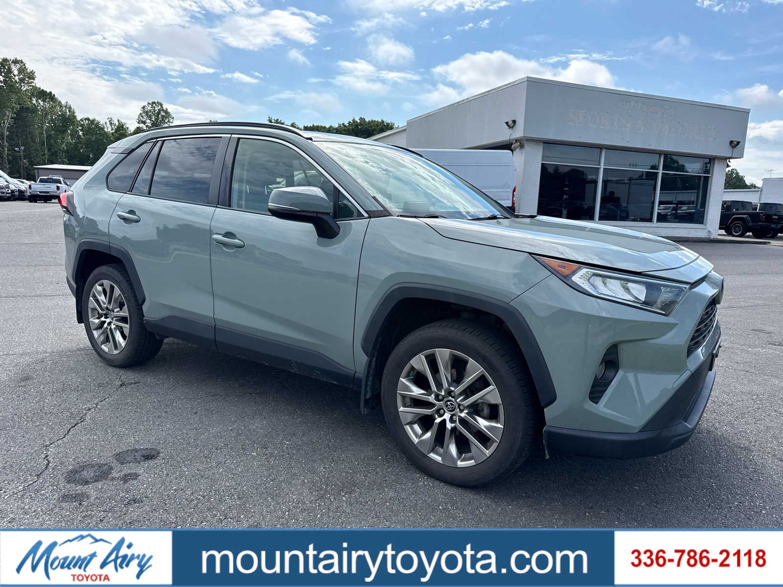 2019 Toyota RAV4 XLE Premium