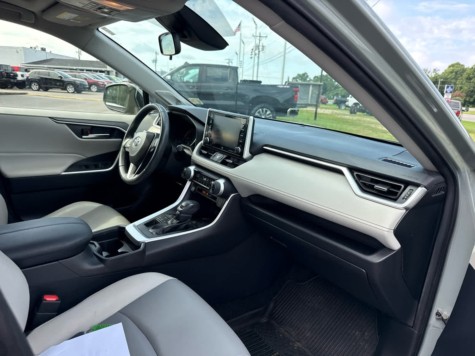 2019 Toyota RAV4 XLE Premium