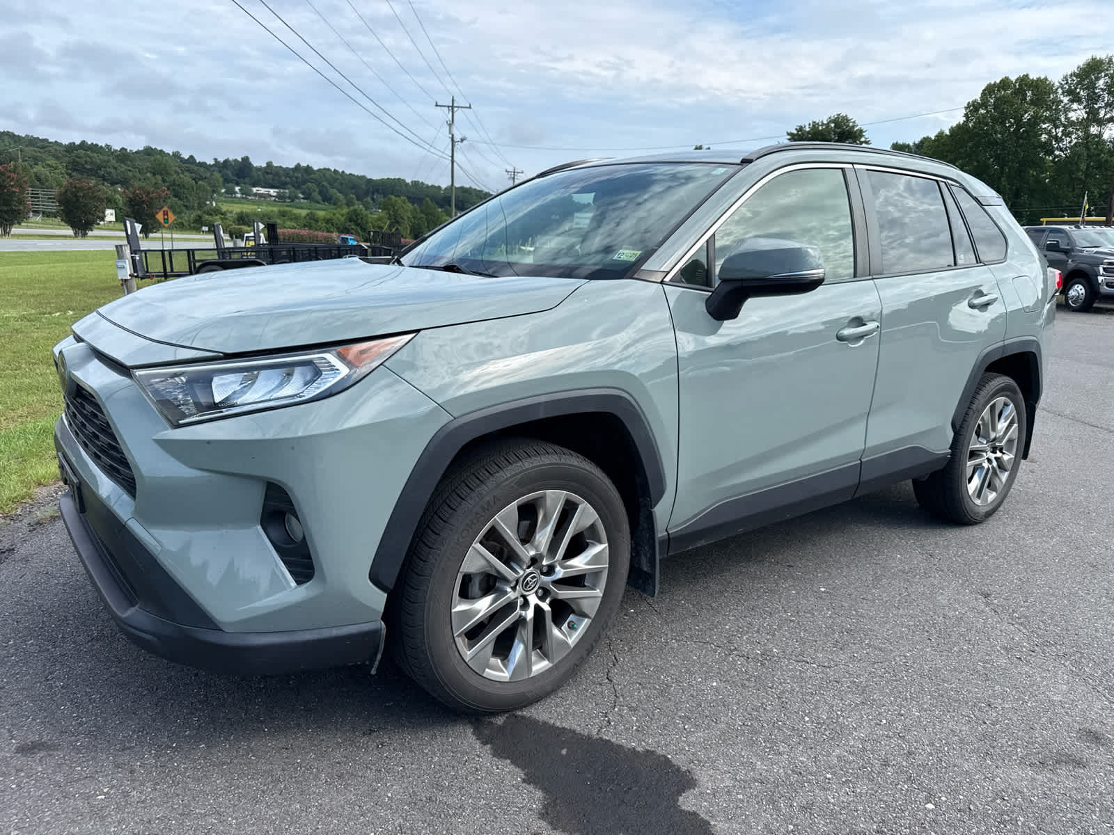 2019 Toyota RAV4 XLE Premium
