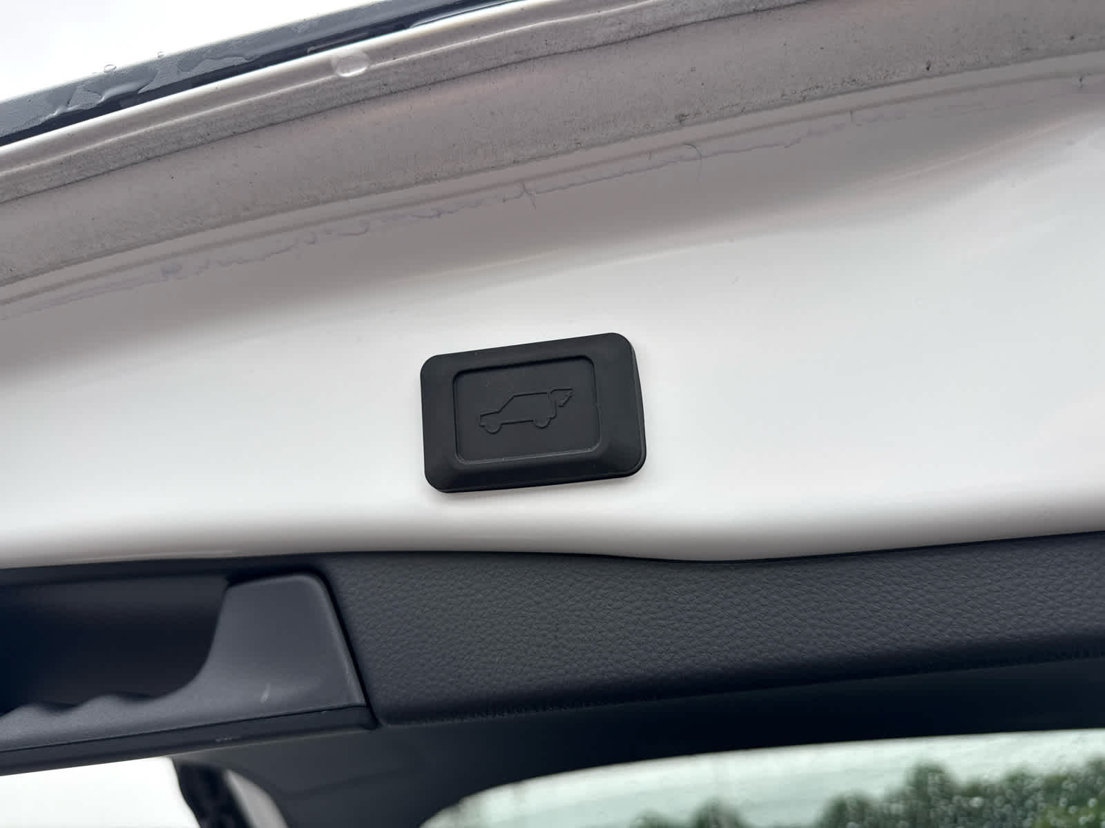 2025 Toyota RAV4 Hybrid XLE Premium