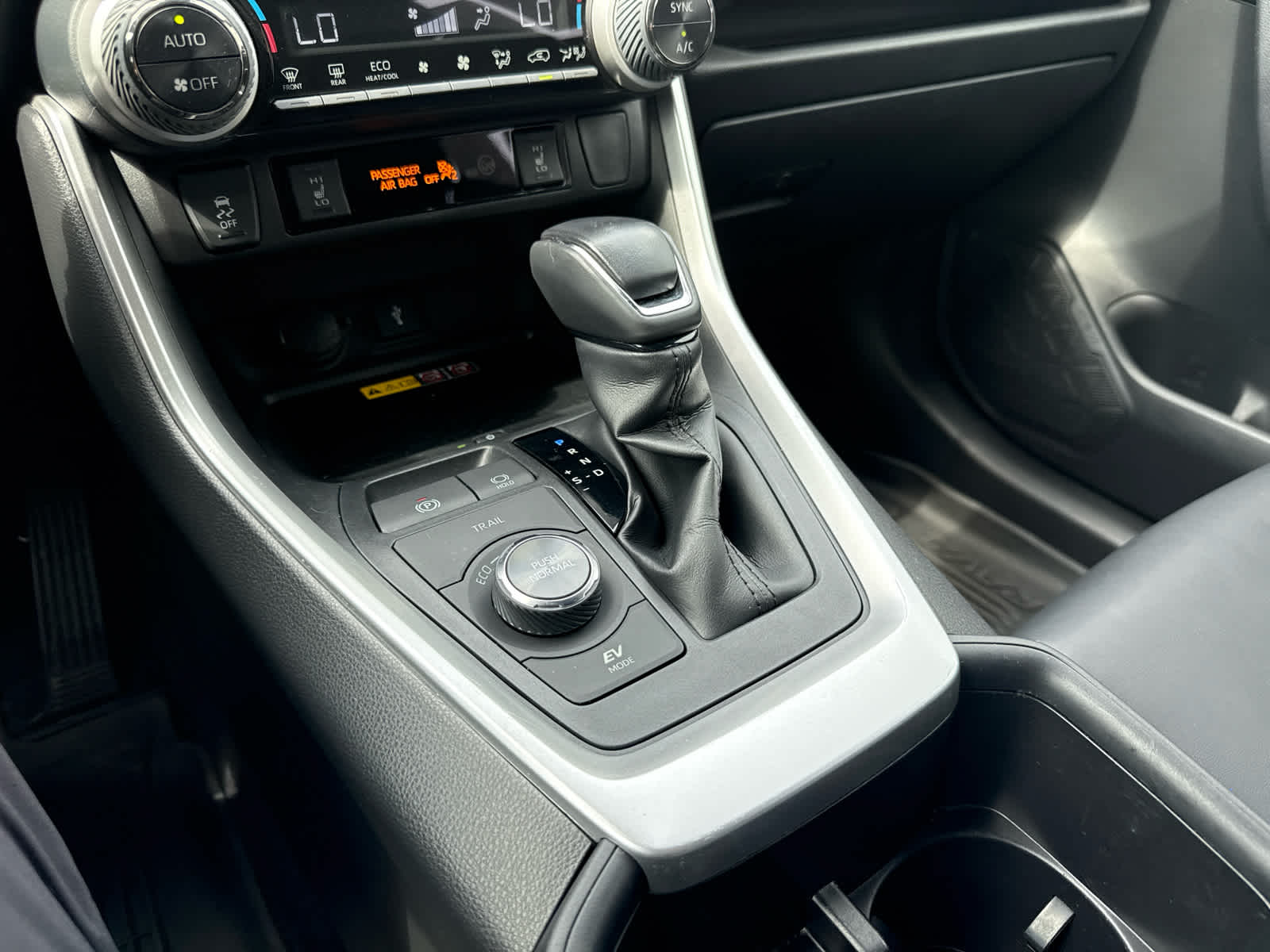 2022 Toyota RAV4 Hybrid XSE