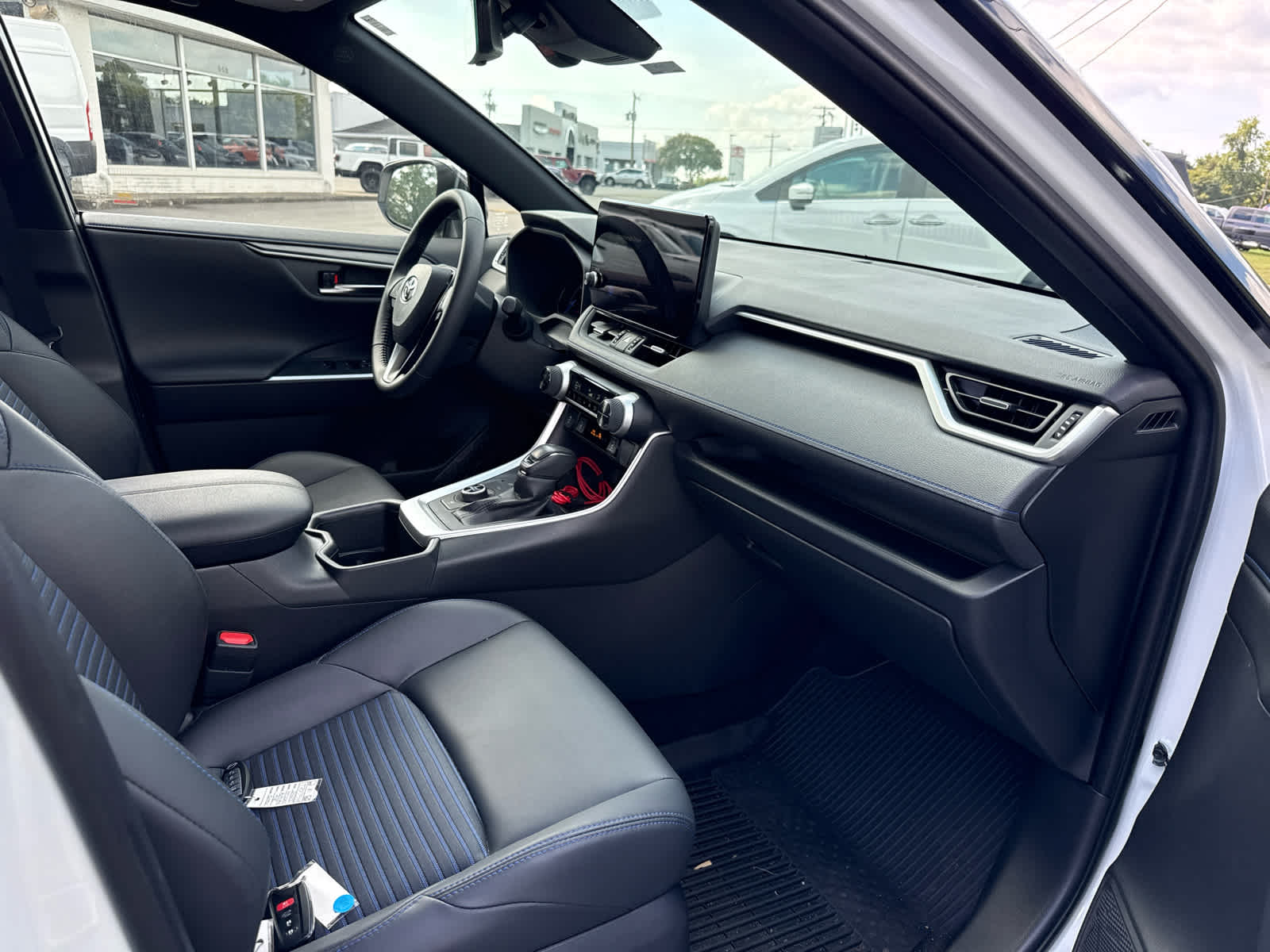 2025 Toyota RAV4 Hybrid XSE