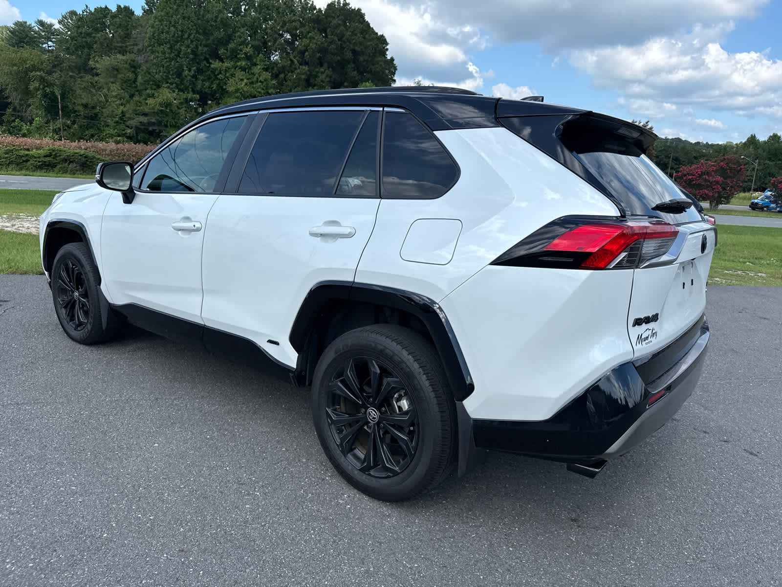 2025 Toyota RAV4 Hybrid XSE