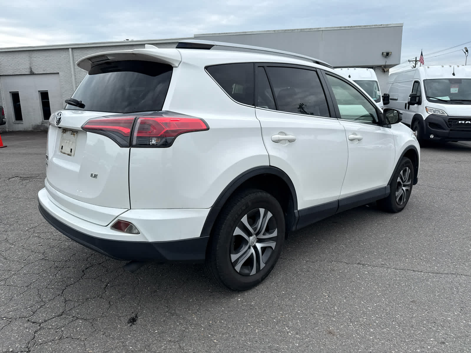 2018 Toyota RAV4 LE