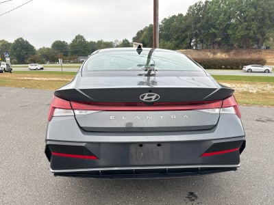 2025 Hyundai Elantra SEL Convenience