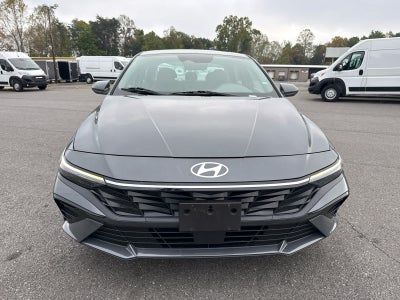 2025 Hyundai Elantra SEL Convenience