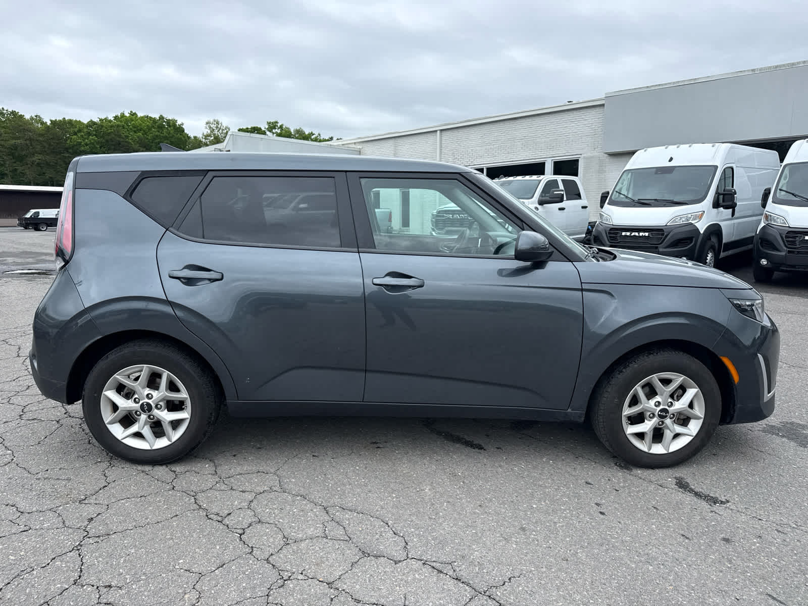 2024 Kia Soul LX