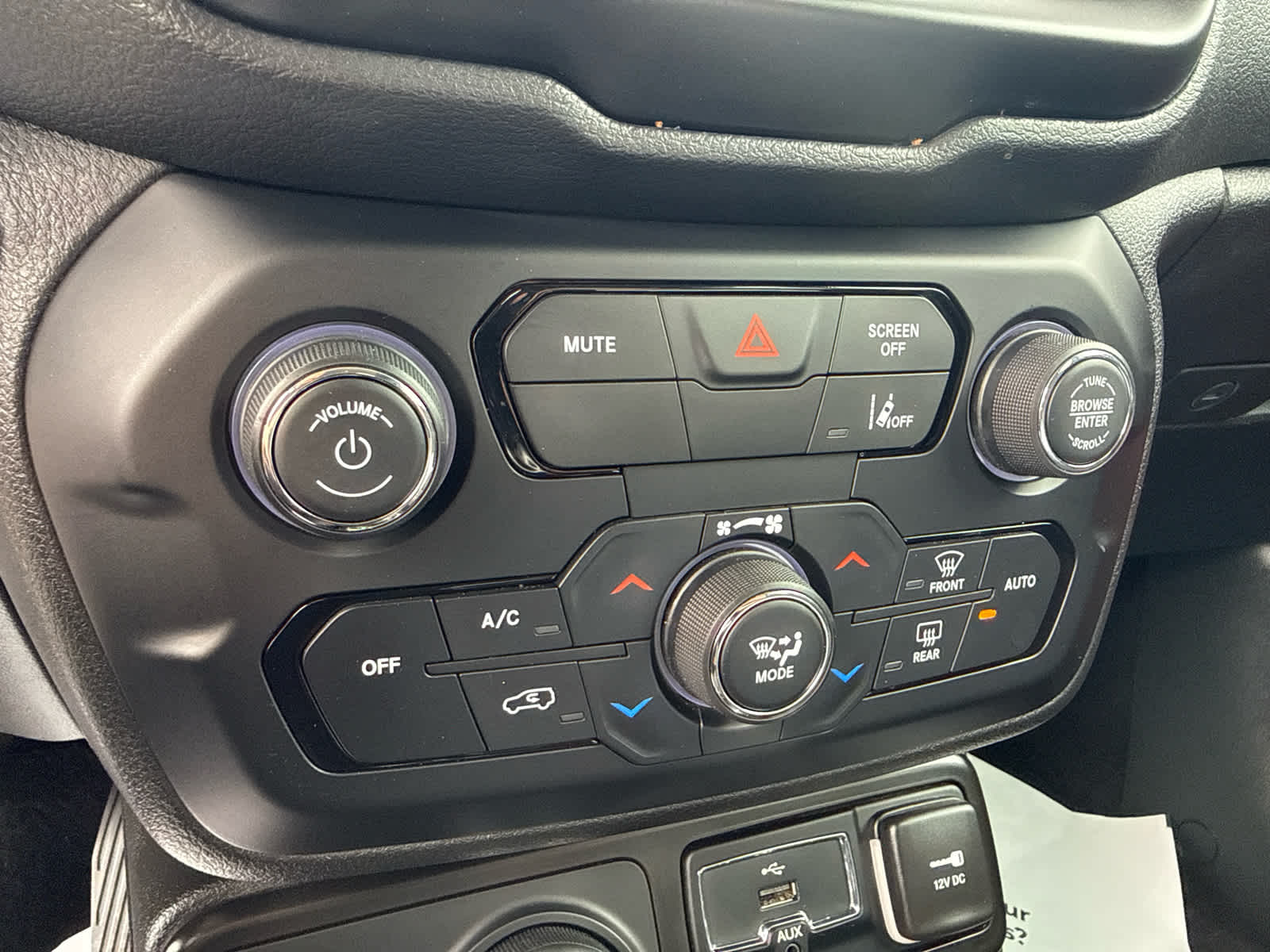 2023 Jeep Renegade Trailhawk