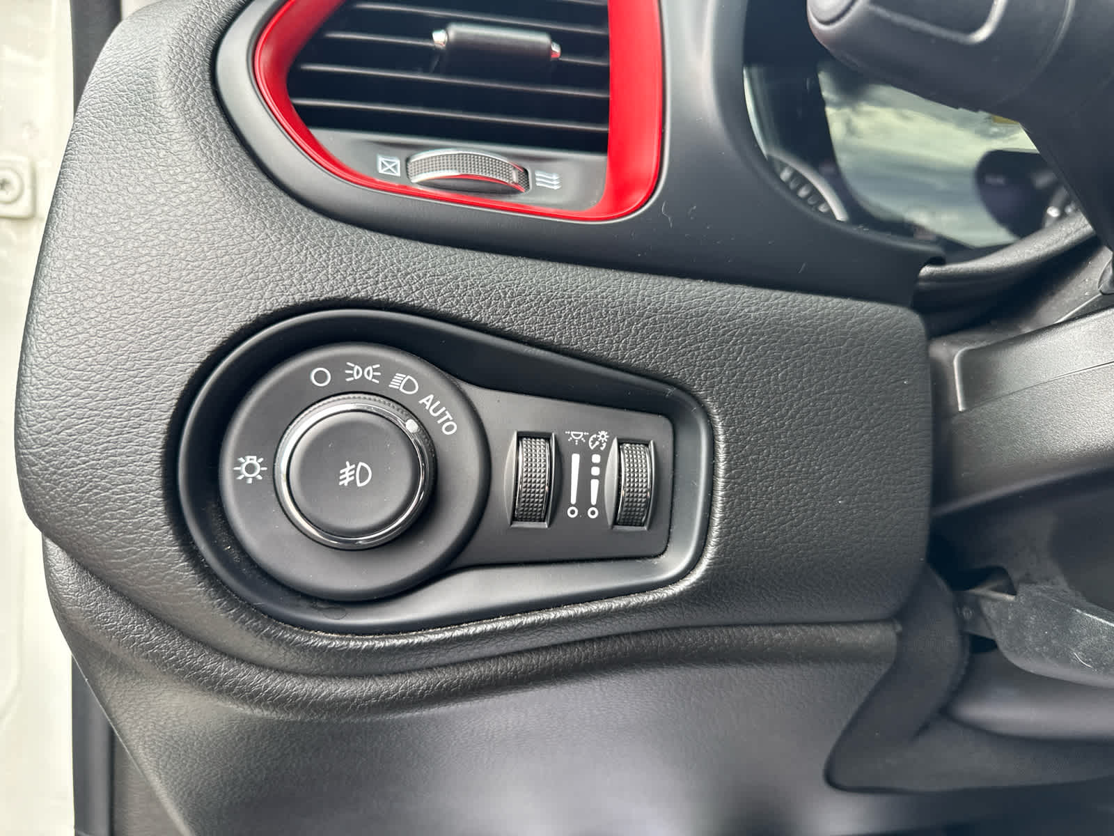 2023 Jeep Renegade Trailhawk
