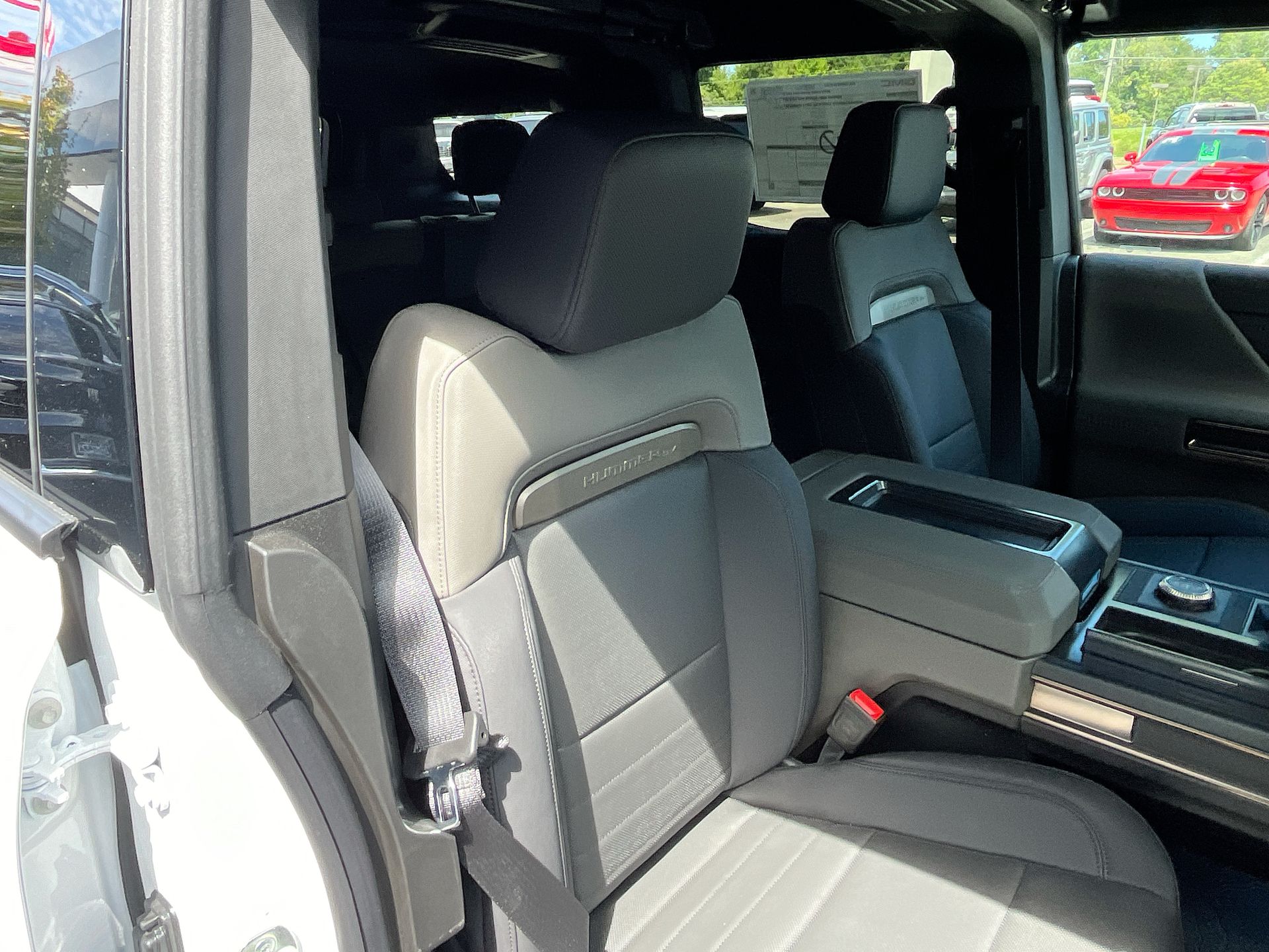 2025 GMC HUMMER EV SUV 2X