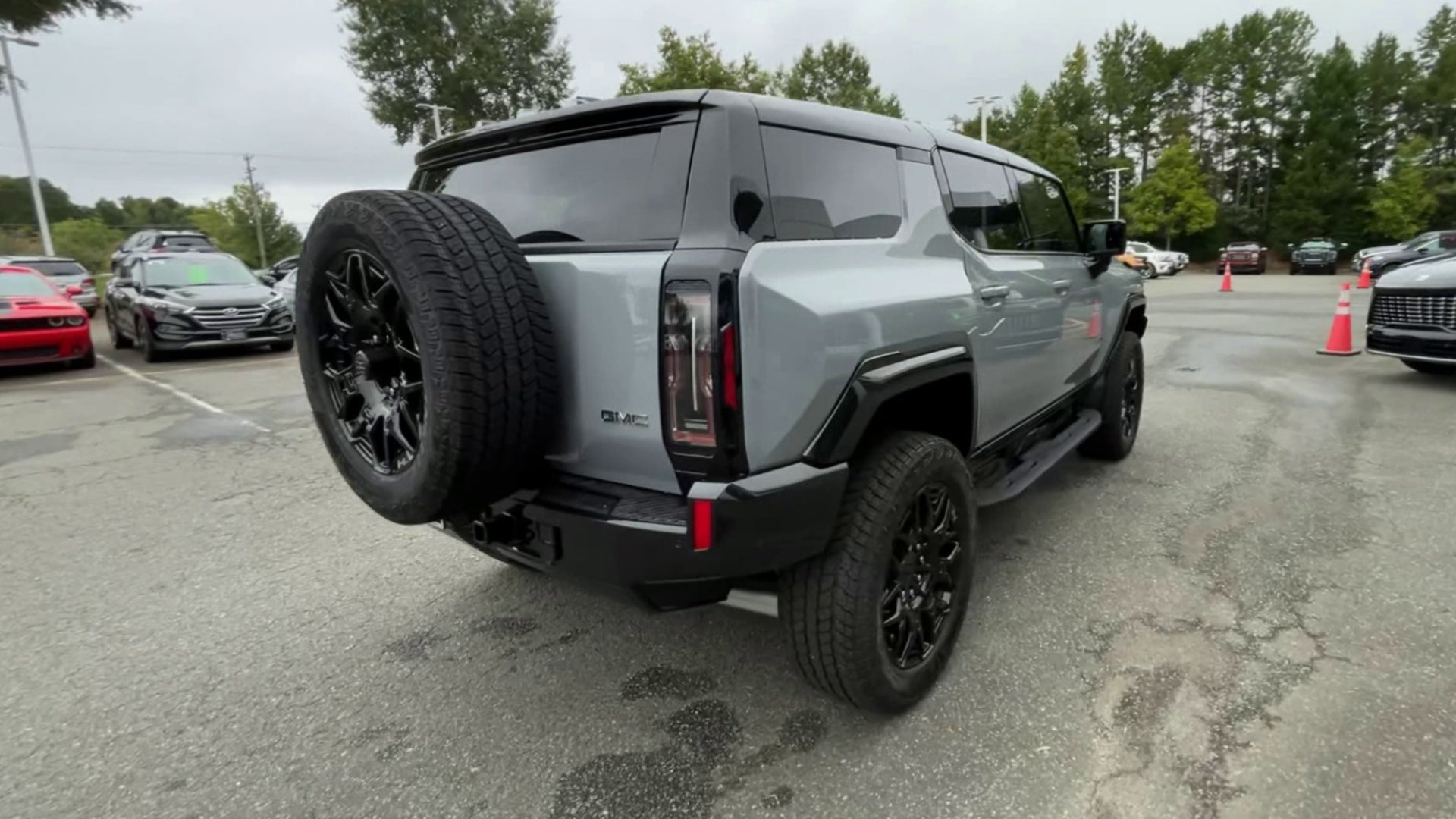 2025 GMC HUMMER EV SUV 2X